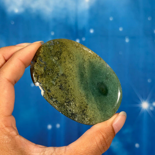 Moss Agate Flat Palmstone – 0.051 kg