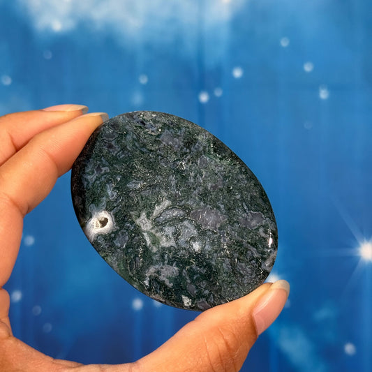 Moss Agate Flat Palmstone – 0.059 kg