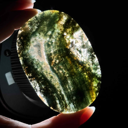 Moss Agate Flat Palmstone – 0.062 kg