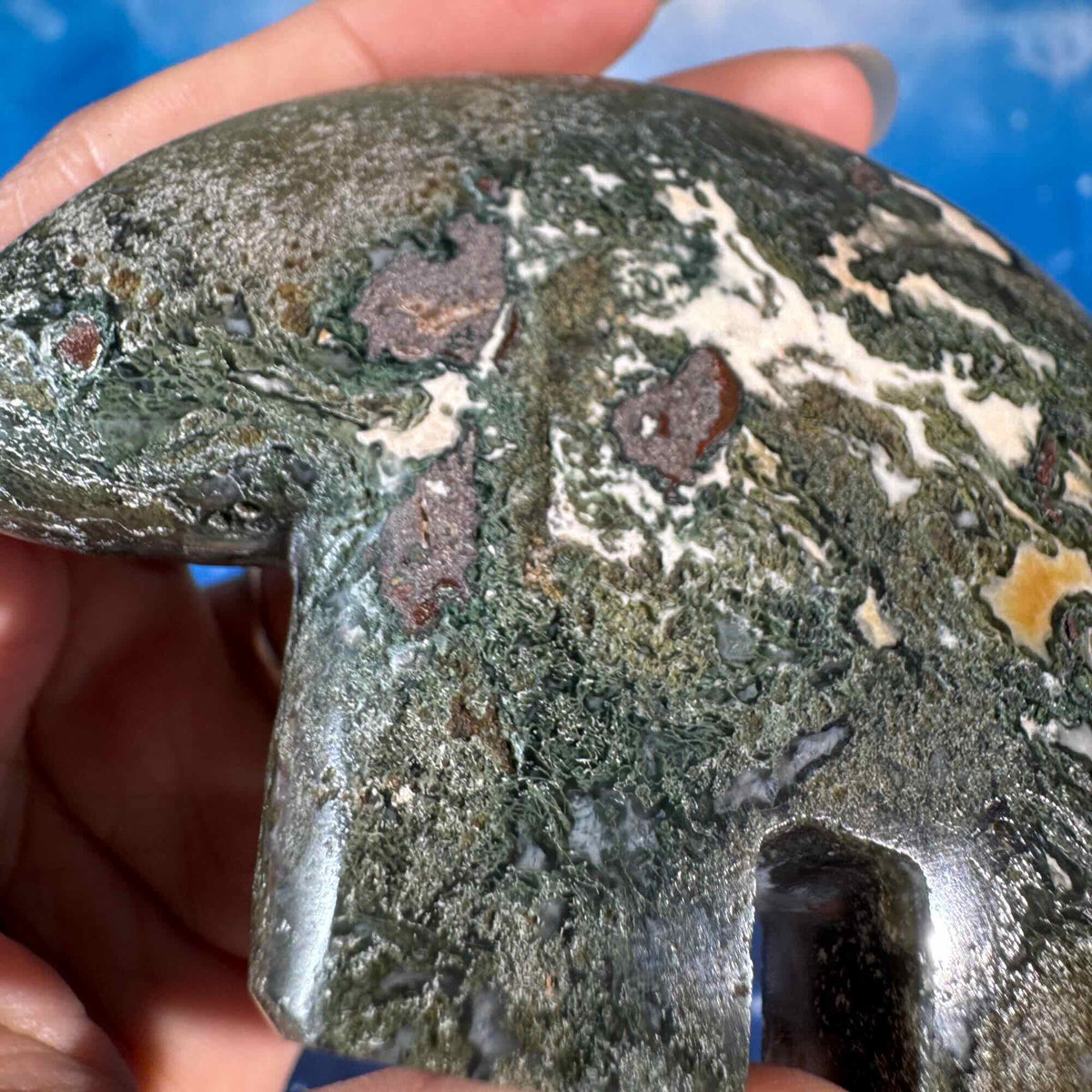 Moss Agate Bear – 0.162 kg