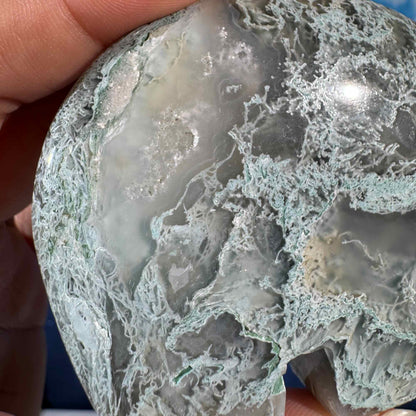Moss Agate Bear – 0.147 kg