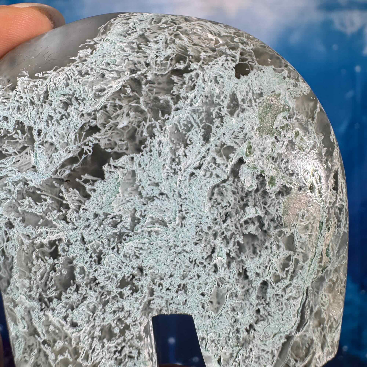 Moss Agate Bear – 0.147 kg