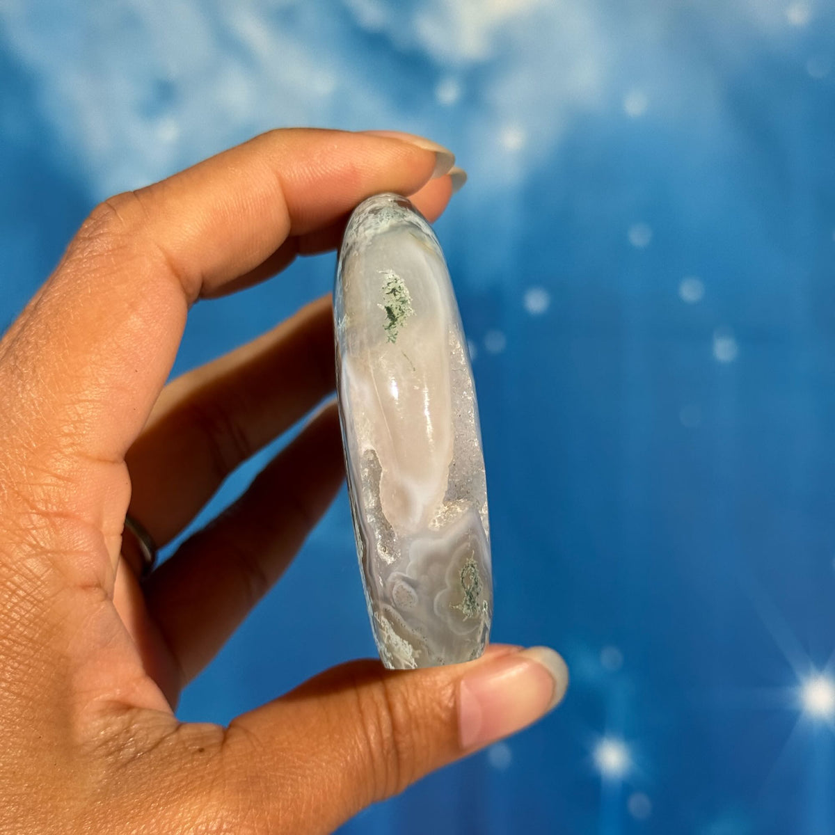 Moss Agate Bear – 0.147 kg