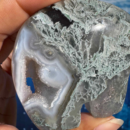 Moss Agate Bear – 0.147 kg