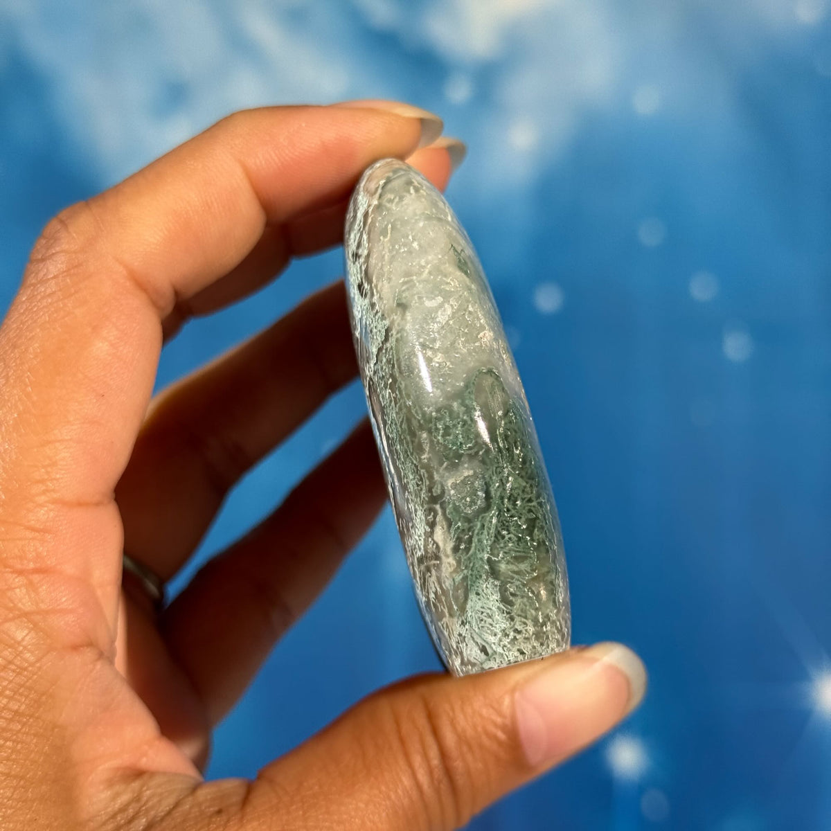 Moss Agate Bear – 0.145 kg