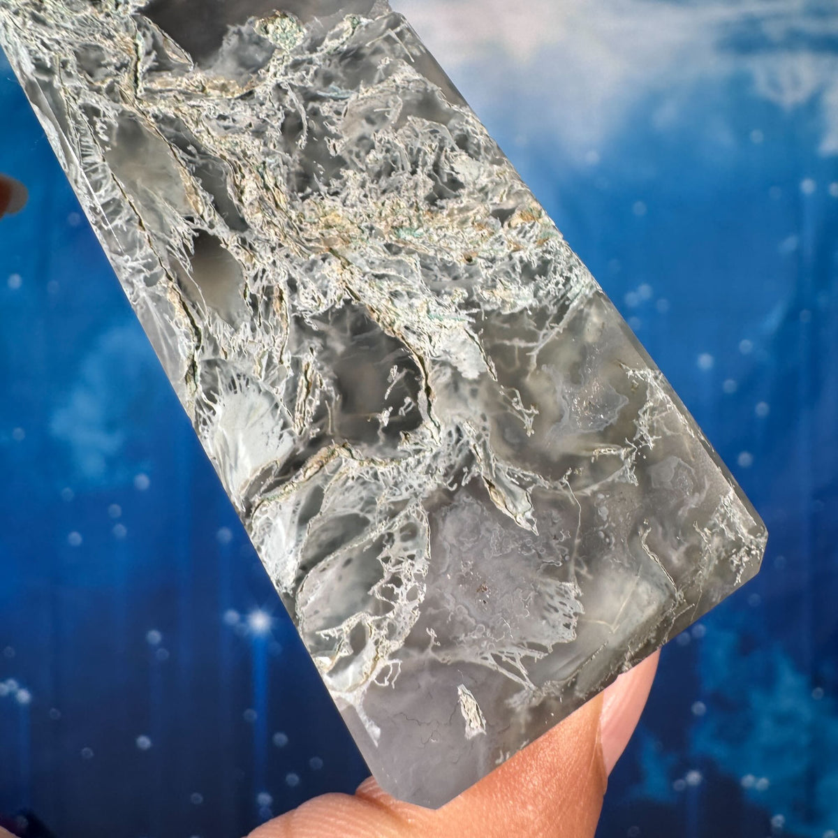 Moss Agate Obelisk – 0.159 kg