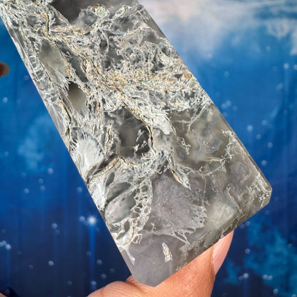 Moss Agate Obelisk – 0.159 kg