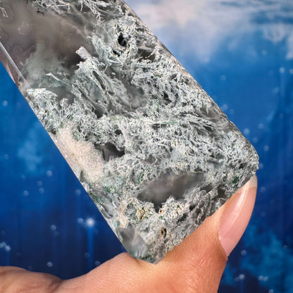 Moss Agate Obelisk – 0.156 kg