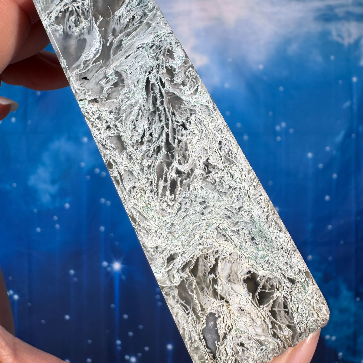Moss Agate Obelisk – 0.150 kg
