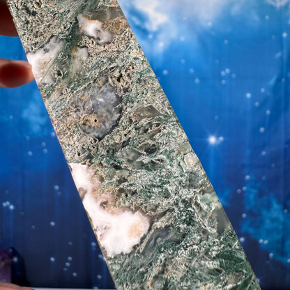 Moss Agate Obelisk – 0.147 kg