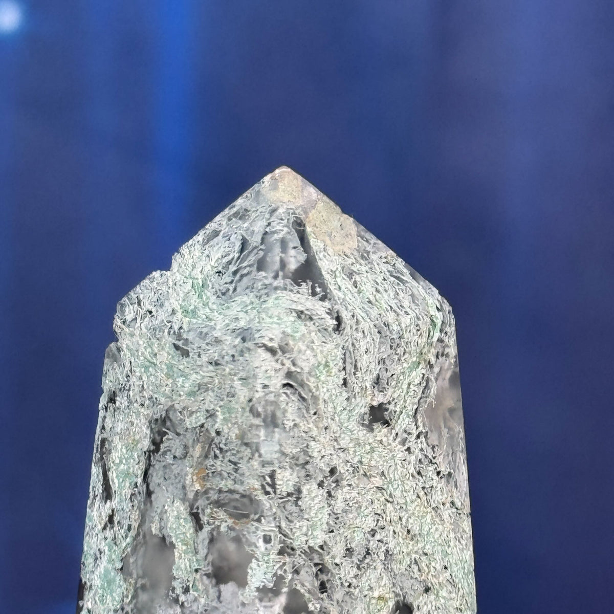 Moss Agate Obelisk – 0.136 kg