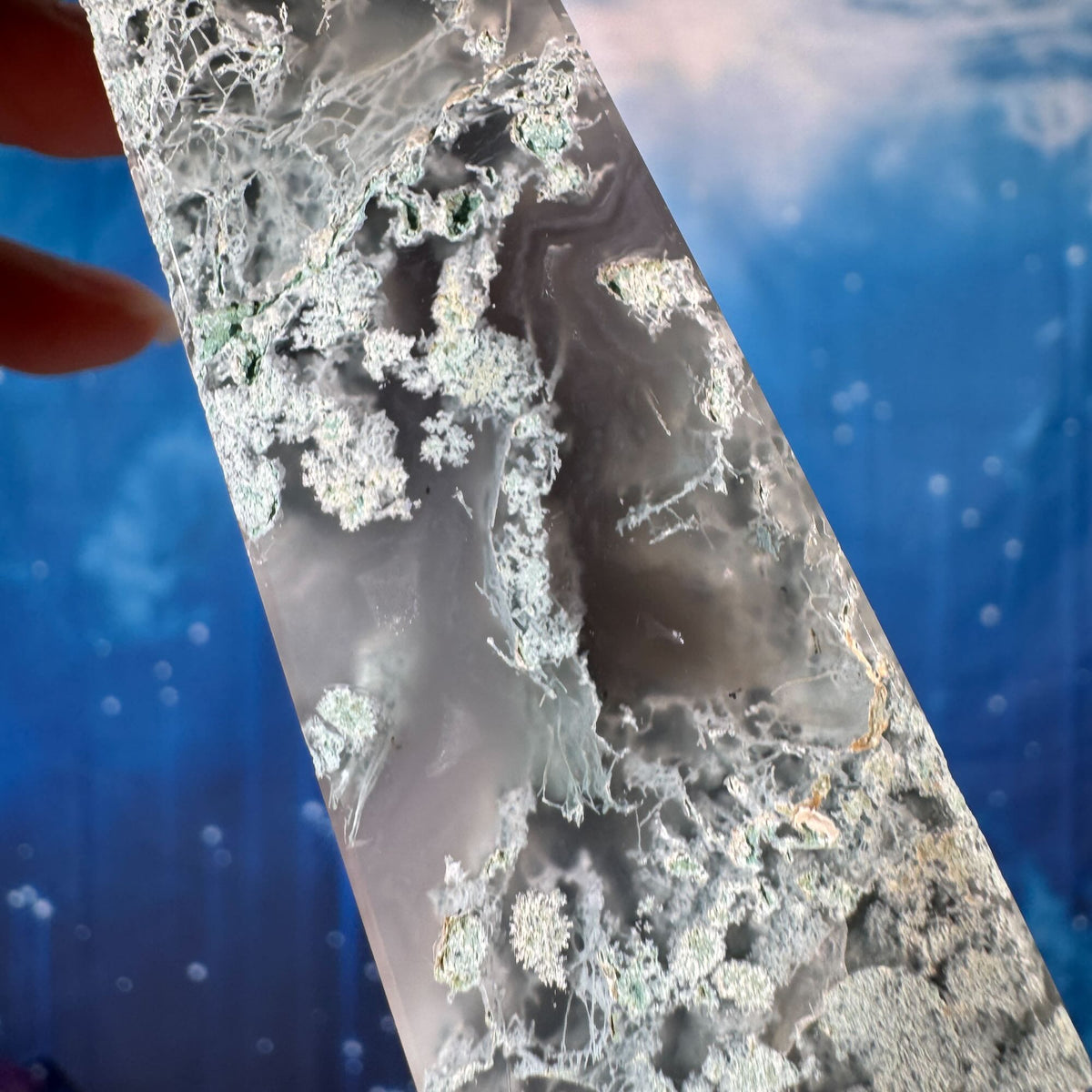 Moss Agate Obelisk – 0.136 kg