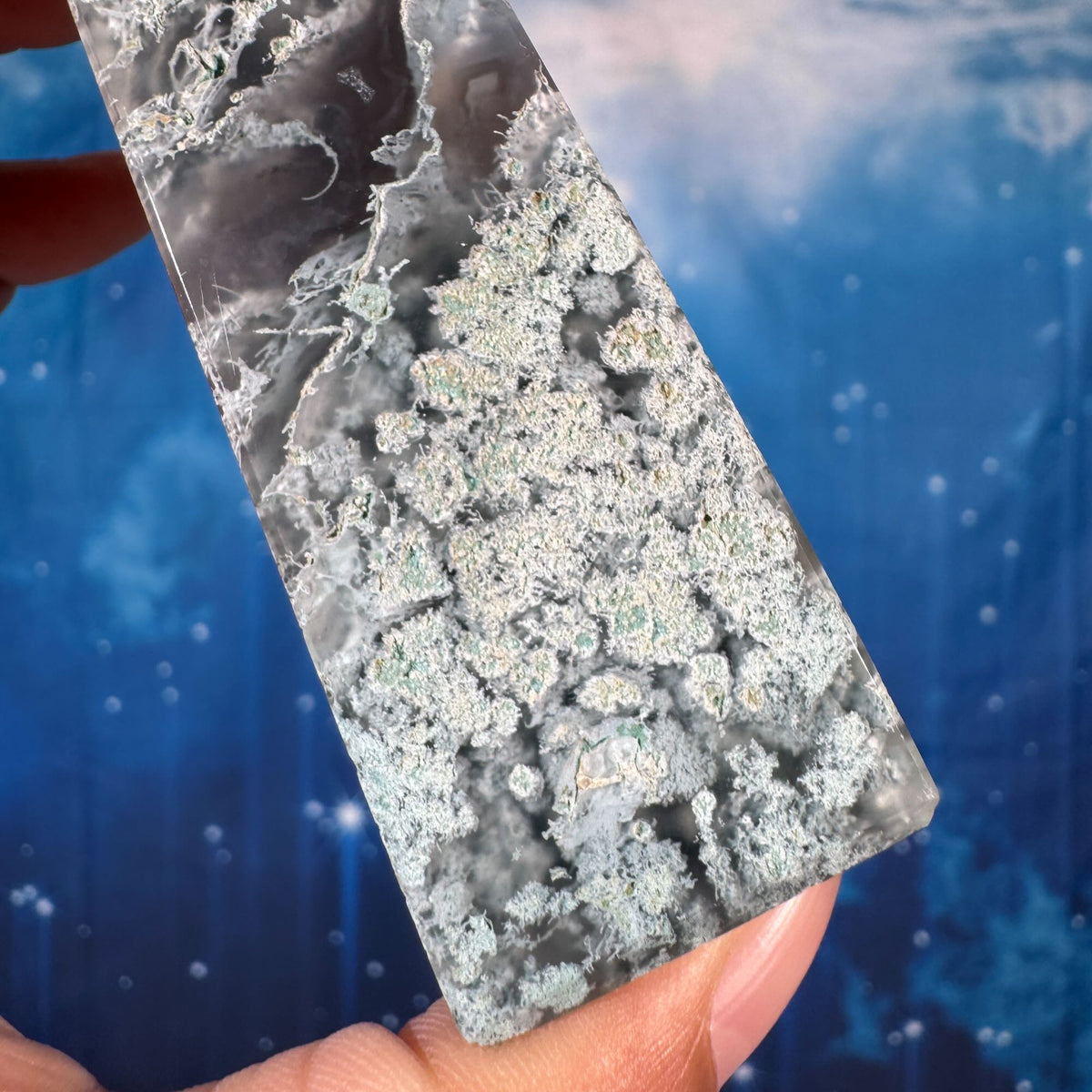Moss Agate Obelisk – 0.136 kg