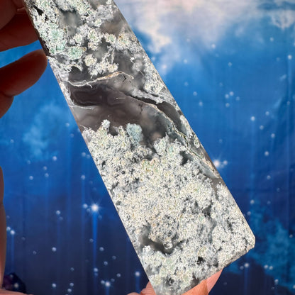 Moss Agate Obelisk – 0.136 kg