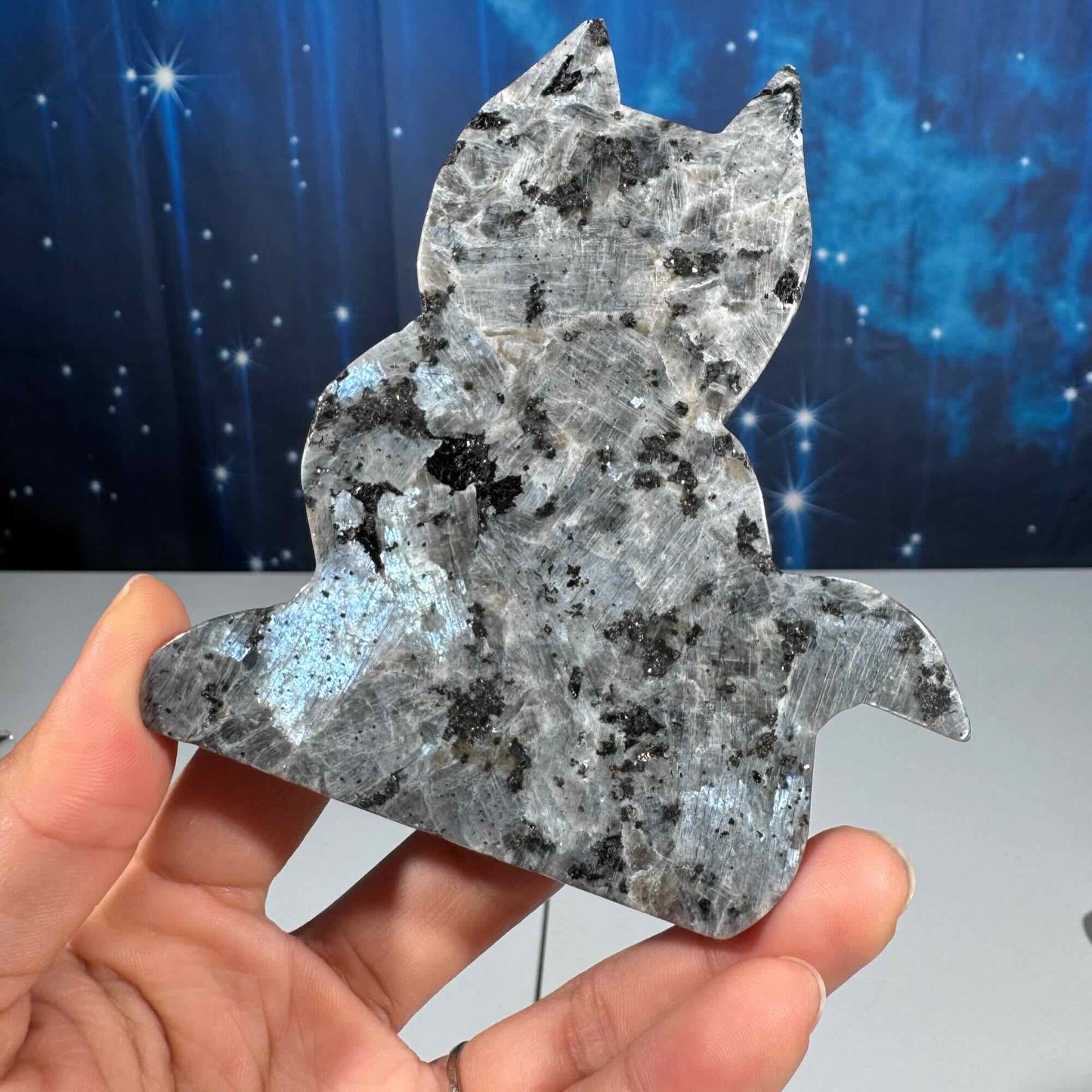 Larvikite cat carving