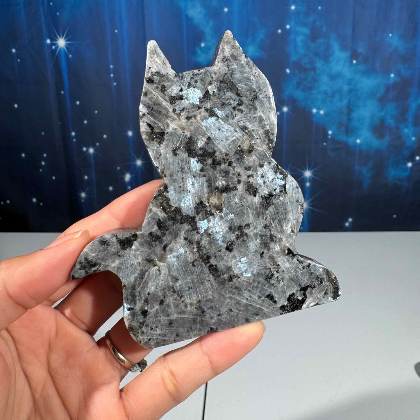 Larvikite cat carving