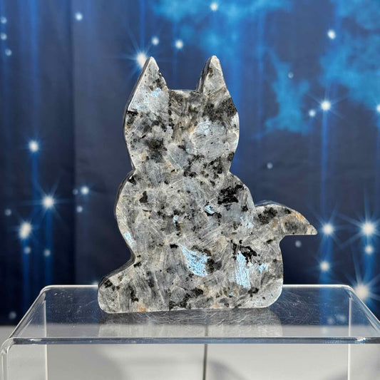 Larvikite cat carving