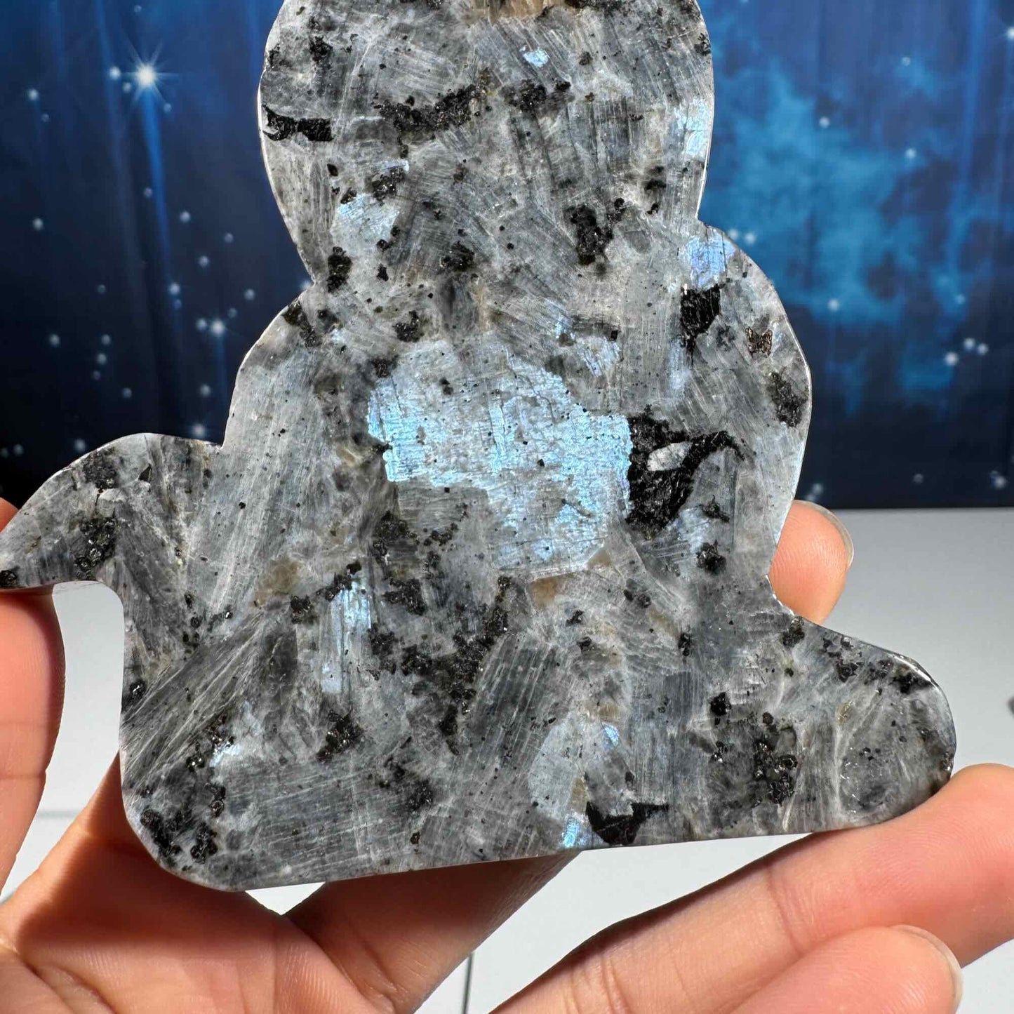 Larvikite cat carving