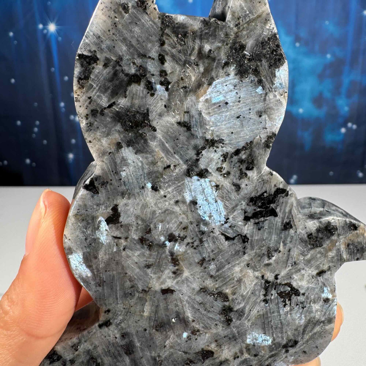 Larvikite cat carving