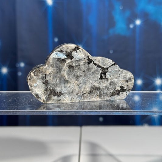 Larvikite cloud