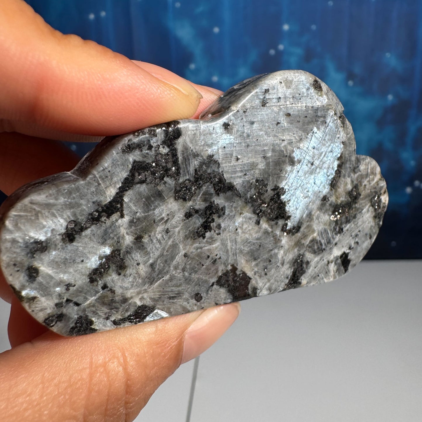 Larvikite cloud