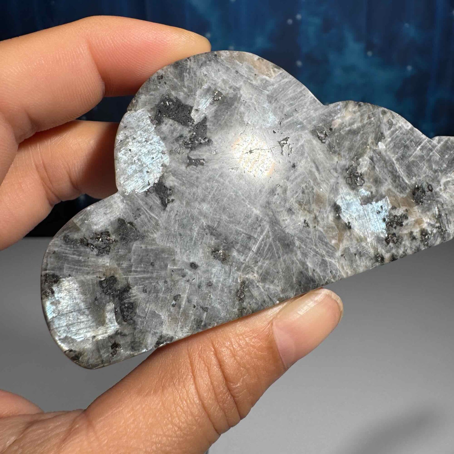 Larvikite cloud