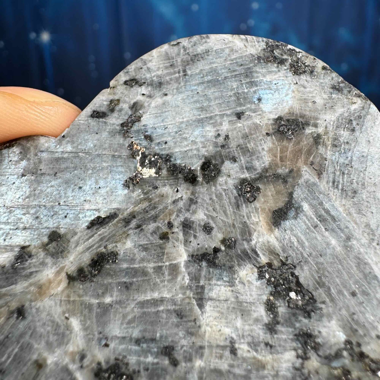 Larvikite cloud