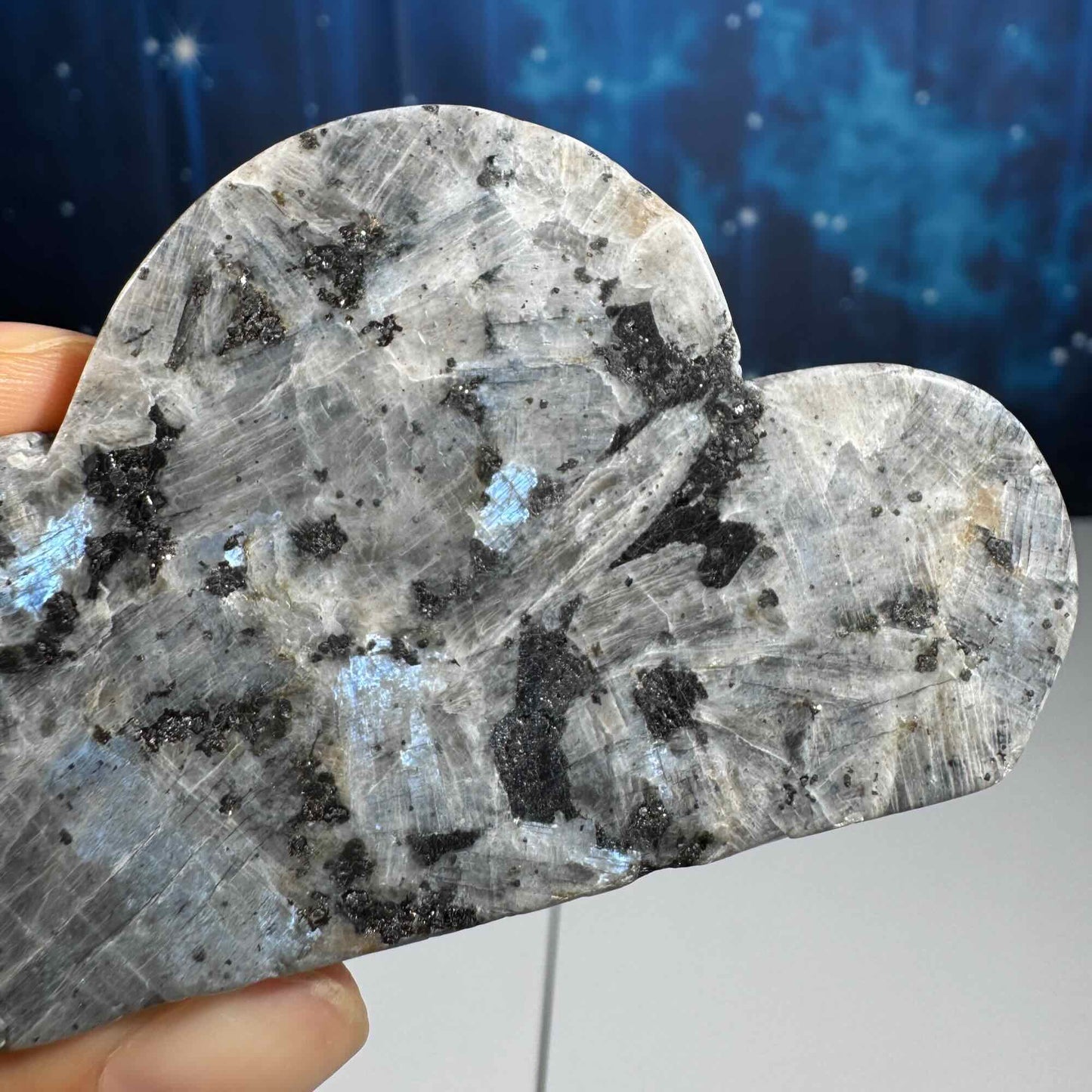 Larvikite cloud