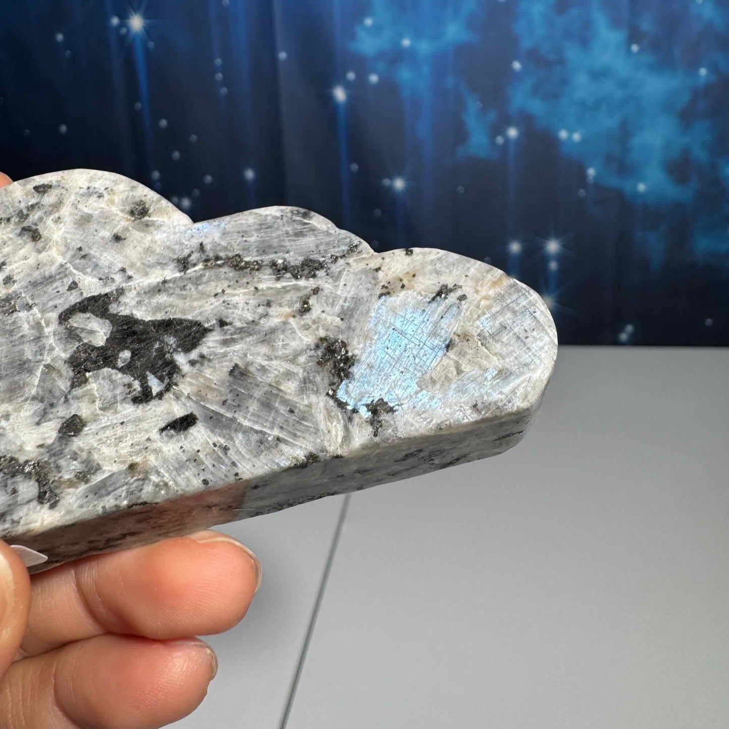 Larvikite cloud