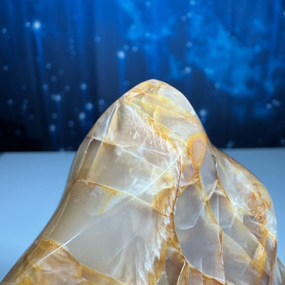 Flashy black and peach moonstone flame - 3 3/8 × 1 5/8 × 3 5/8 in - 1 lb 0.4 oz