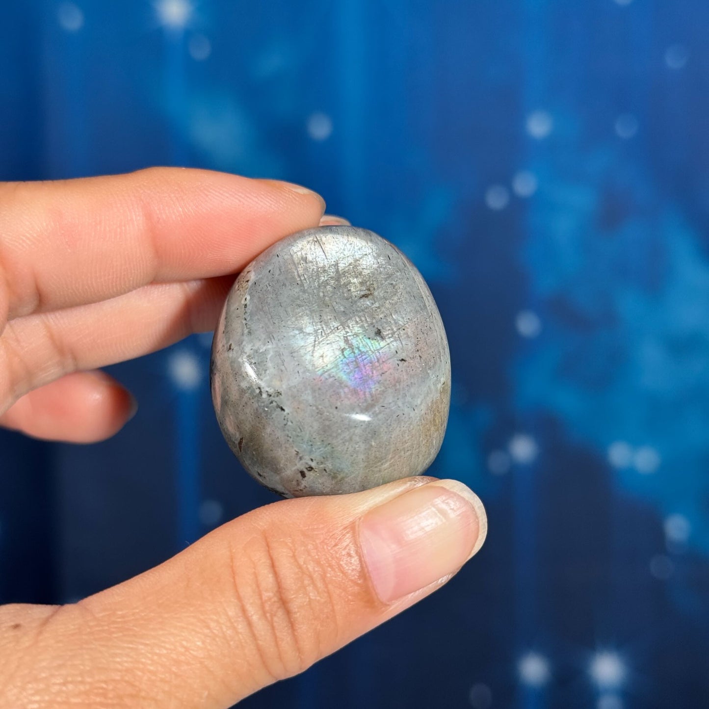 Labradorite palm stone