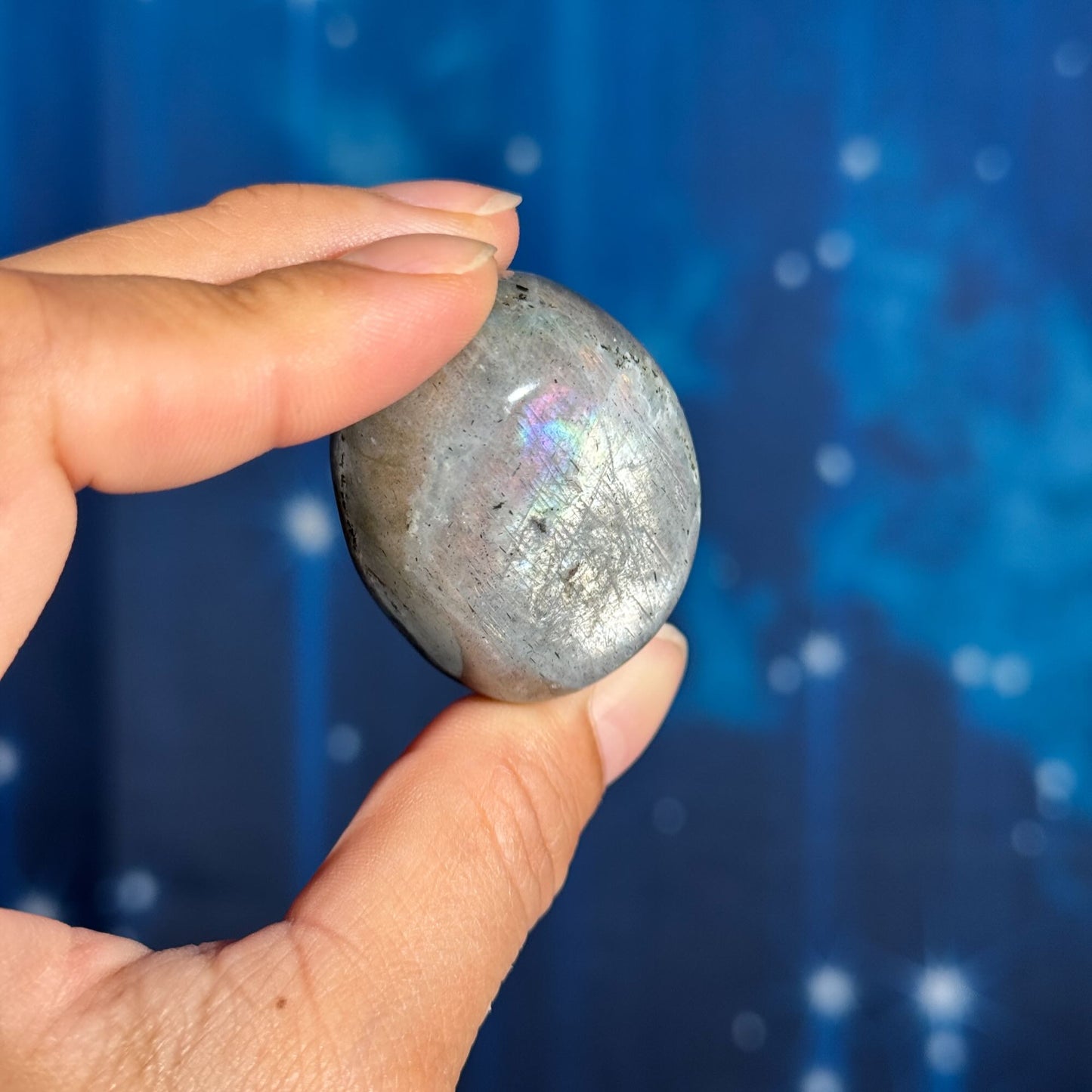 Labradorite palm stone