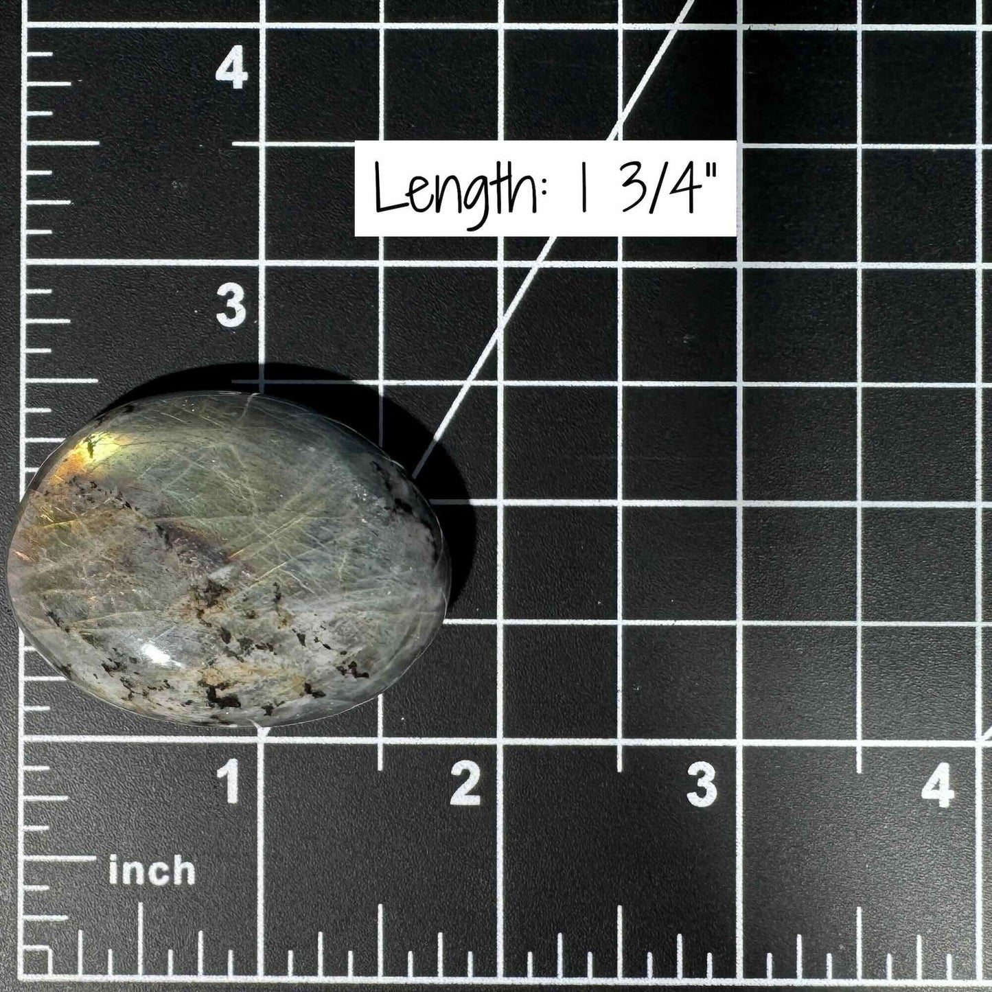Labradorite palm stone