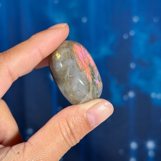 Labradorite palm stone