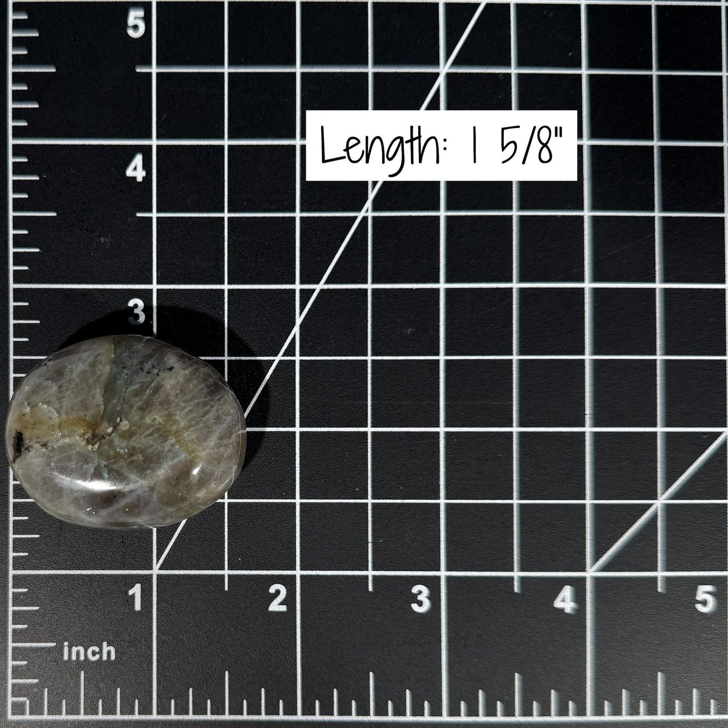 Labradorite palm stone
