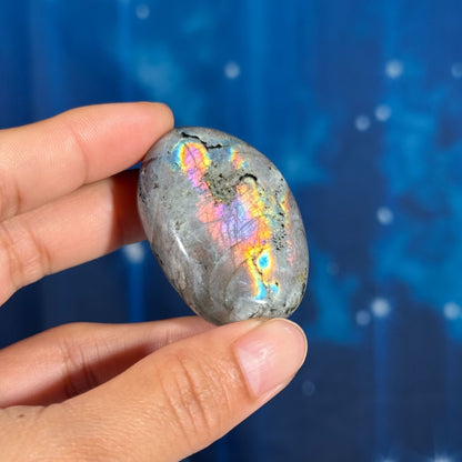Labradorite Palm Stone – 0.045 kg
