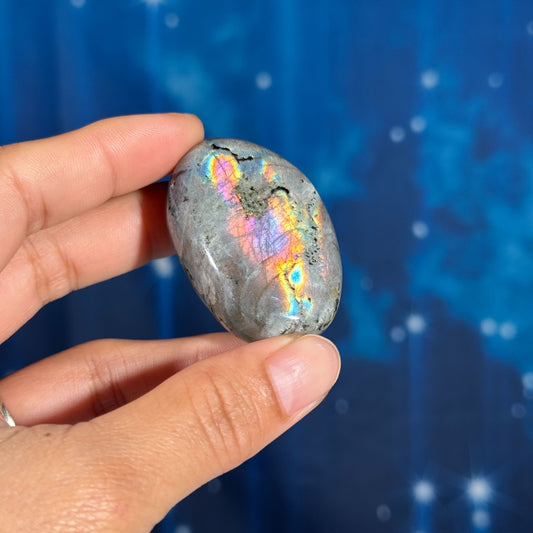 Labradorite palm stone