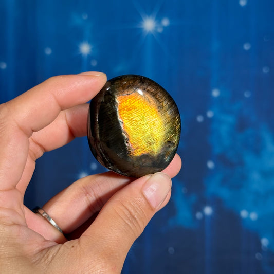 Labradorite palm stone