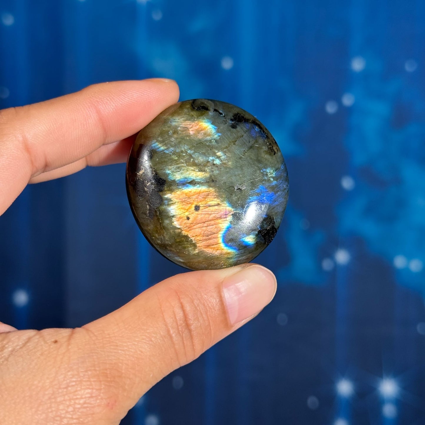 Labradorite palm stone