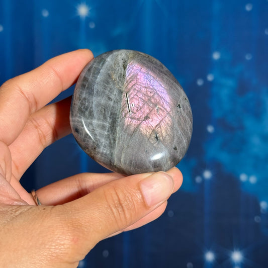 Labradorite palm stone
