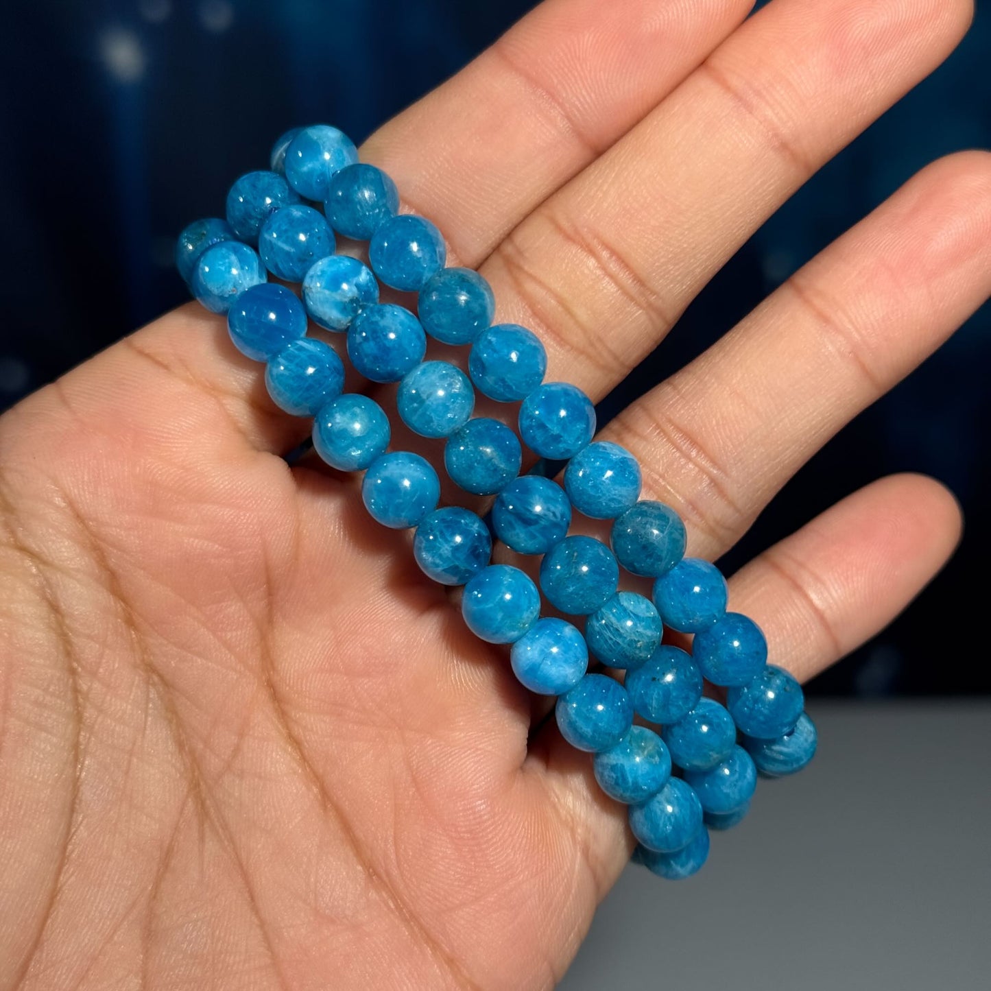 One (1) Blue Apatite bracelet – stretchy | 7mm beads | High Quality