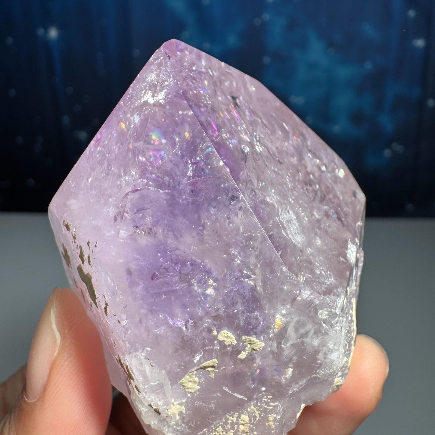 Amethyst top polished point
