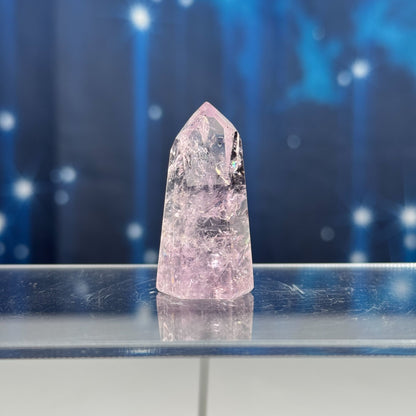 Amethyst mini point – 3/4″ × 3/4″ × 1 5/8″ - 0.7 oz
