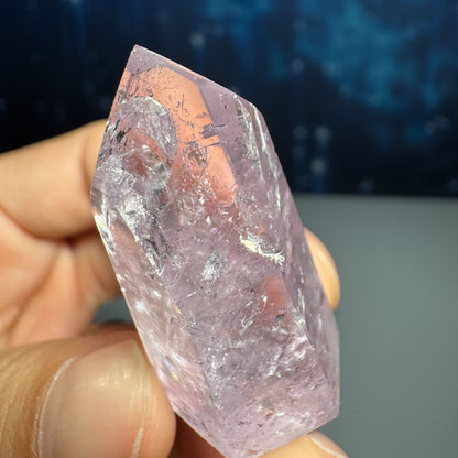 Amethyst mini point – 3/4″ × 3/4″ × 1 5/8″ - 0.7 oz