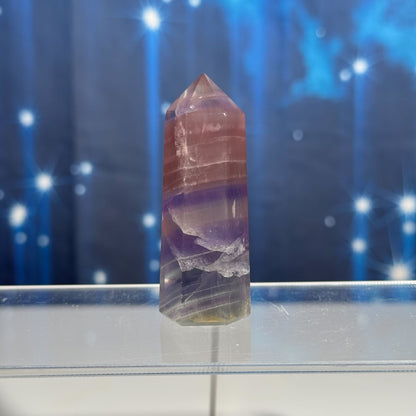 Candy Fluorite point 1 × 7/8 × 2 1/2 in - 2.1 oz