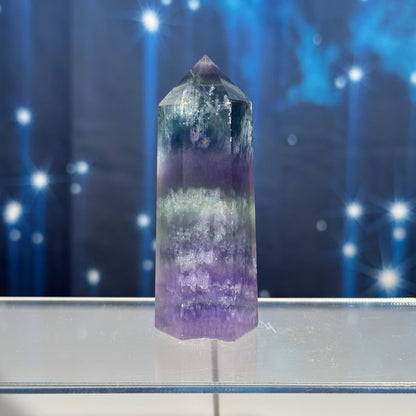 Candy Fluorite point 1 1/8 × 1 × 3 in - 3.7 oz