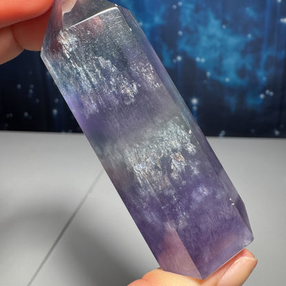 Candy Fluorite point 1 1/8 × 1 × 3 in - 3.7 oz