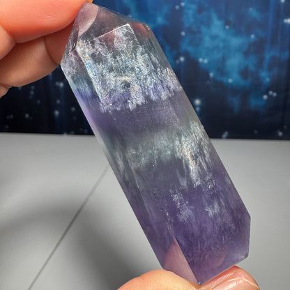 Candy Fluorite point 1 1/8 × 1 × 3 in - 3.7 oz