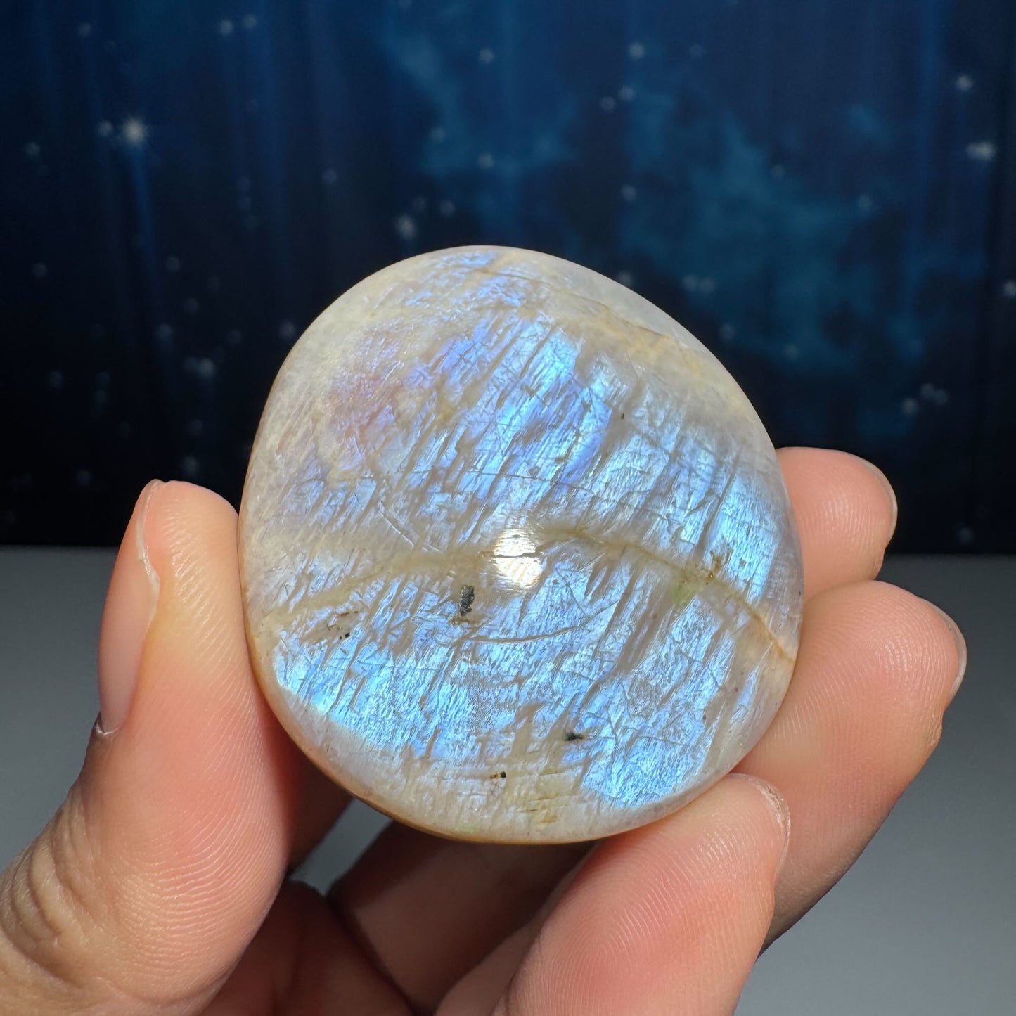 Belomorite palm stone | Russian Moonstone