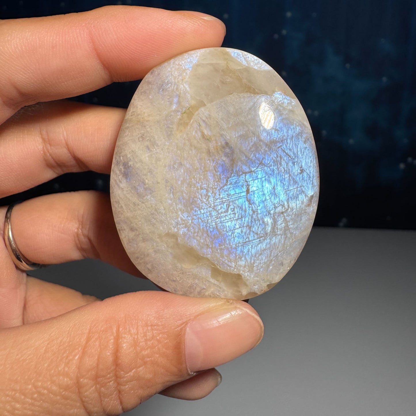 Belomorite palm stone | Russian Moonstone